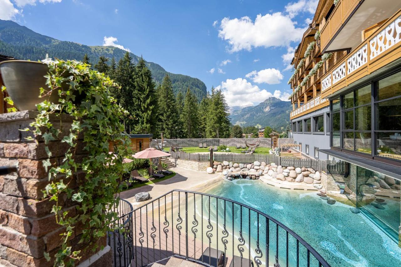 Croce Bianca Leisure & Spa Hotel Canazei Ngoại thất bức ảnh